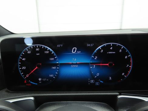 Certified 2022 Mercedes-Benz GLB 250 image 32