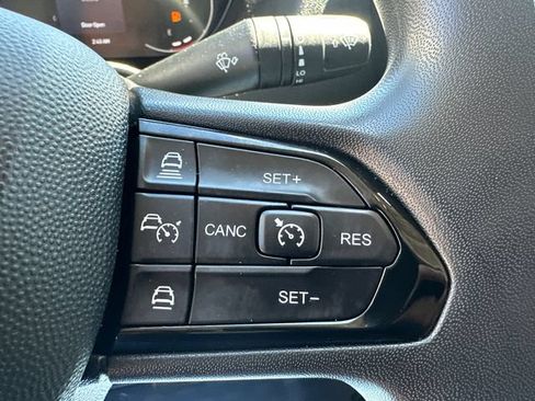 Used 2025 RAM ProMaster 2500 w/ U-Haul Equipment Group FWD image 31