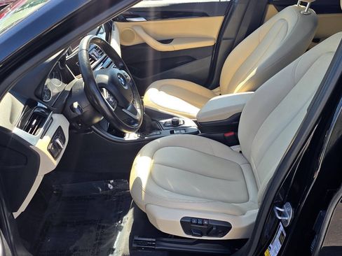 Used 2018 BMW X1 xDrive28i AWD/4WD image 9