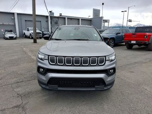 Certified 2022 Jeep Compass Limited AWD/4WD image 3