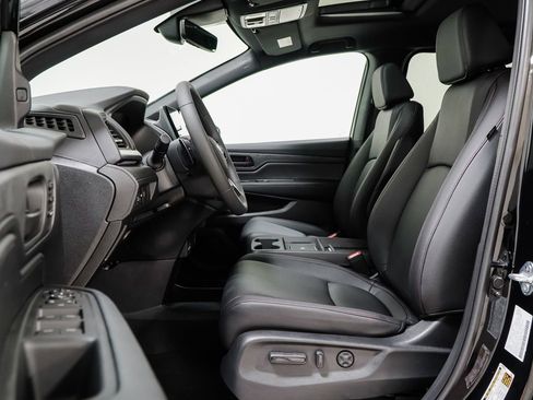 New 2026 Honda Odyssey Sport-L image 18