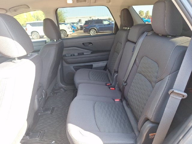 Certified 2026 Nissan Pathfinder S FWD image 14