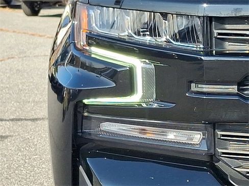Used 2022 Chevrolet Silverado 1500 RST image 9