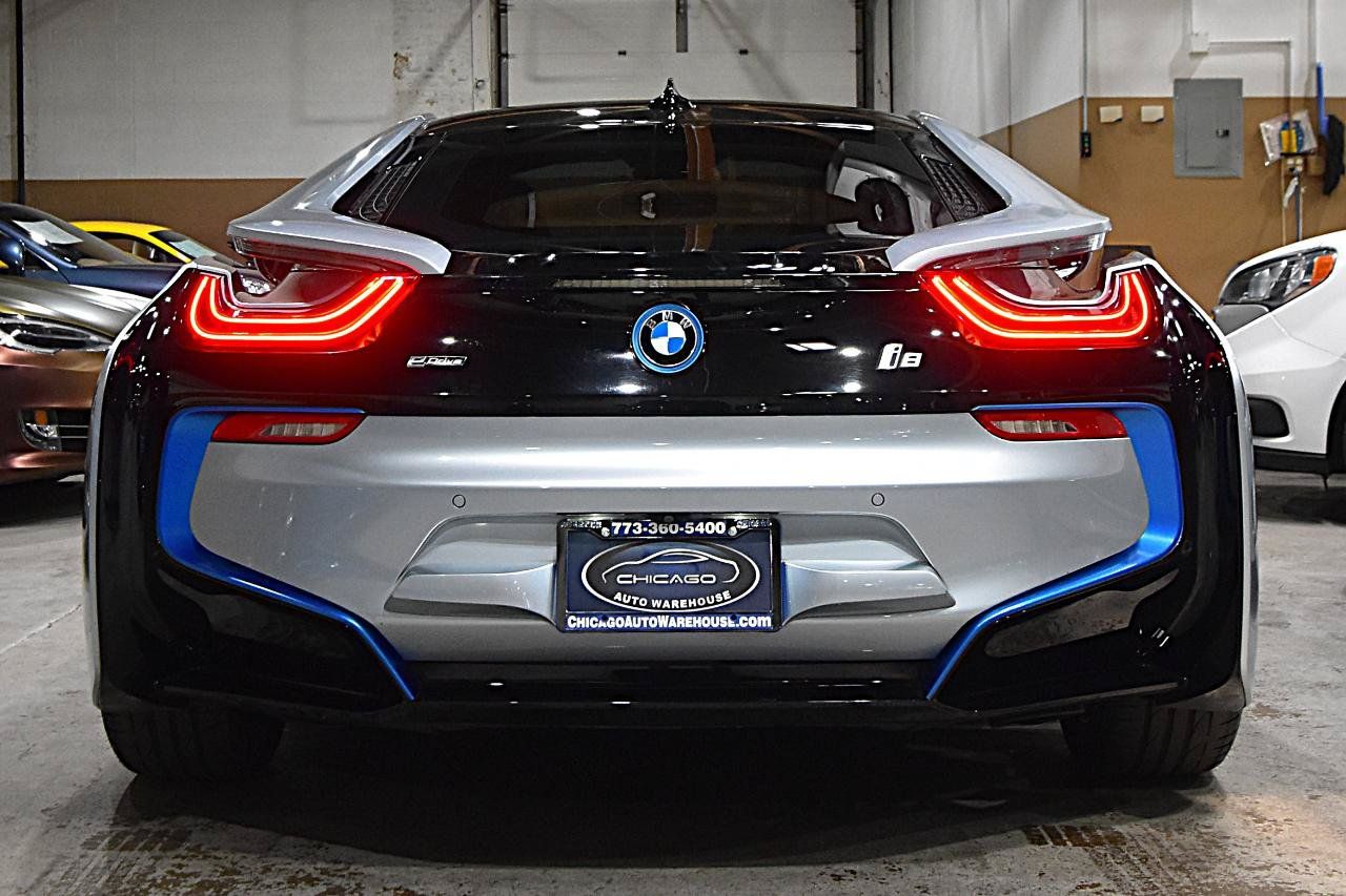 Used 2016 BMW i8 AWD/4WD image 7