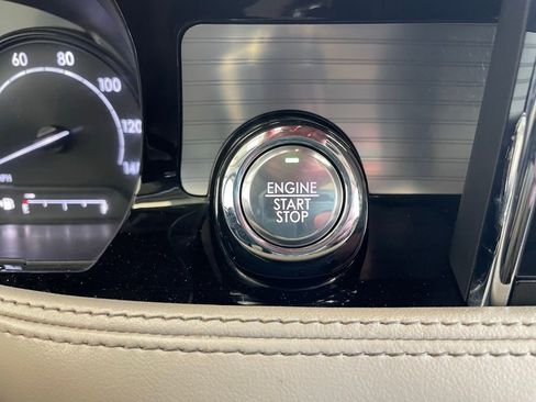 Used 2021 Lincoln Corsair AWD w/ Premium Package image 22