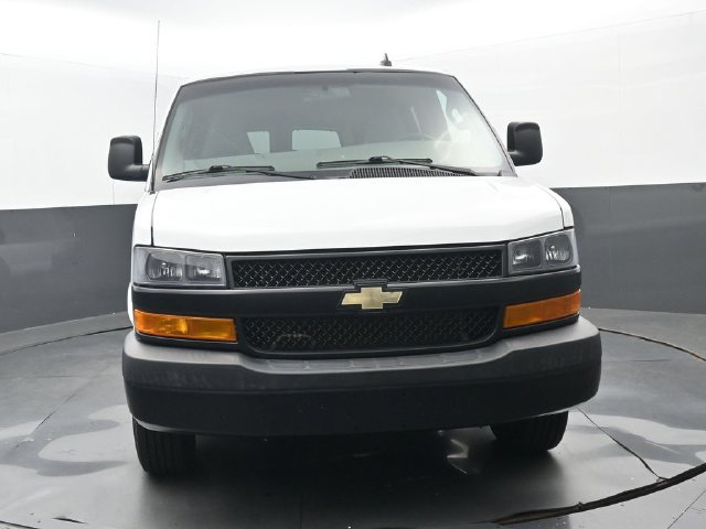 Used 2022 Chevrolet Express 2500 LS w/ Driver Convenience Package RWD image 5