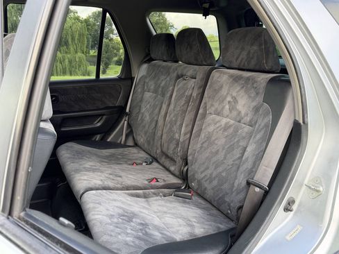 Used 2004 Honda CR-V EX image 21
