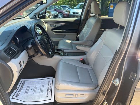 Used 2017 Honda Pilot EX-L image 11