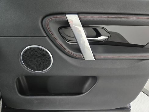 Used 2023 Land Rover Discovery Sport S R-Dynamic image 18