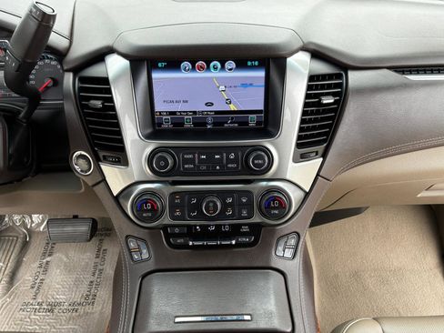 Used 2020 Chevrolet Suburban Premier image 23