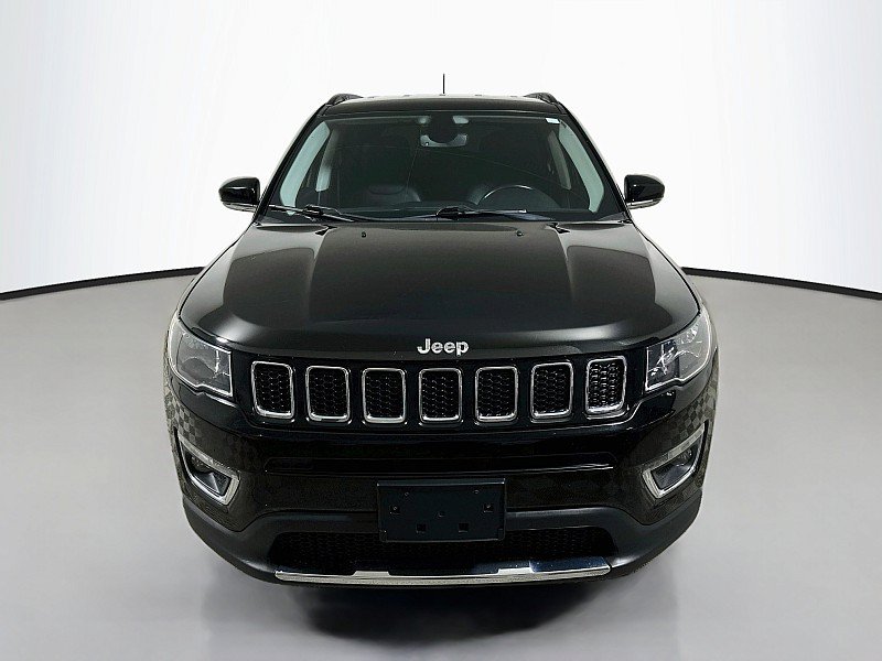 Used 2020 Jeep Compass Limited AWD/4WD image 2