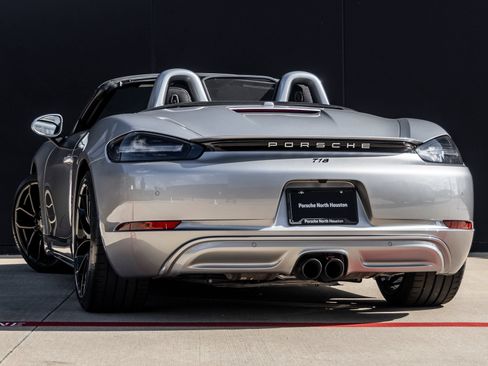 Certified 2024 Porsche 718 Boxster RWD image 10