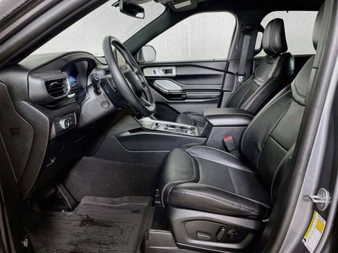Used 2021 Ford Explorer ST w/ Equipment Group 401A AWD/4WD image 5