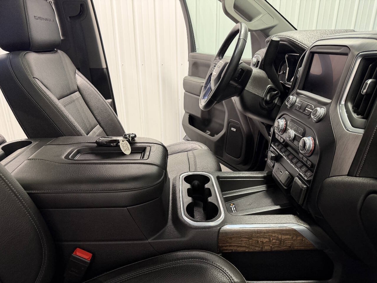Used 2020 GMC Sierra 1500 Denali w/ Denali Ultimate Package AWD/4WD image 29