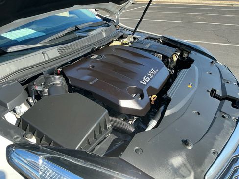 Used 2019 Cadillac XTS Luxury image 21