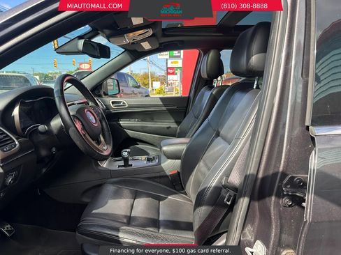 Used 2014 Jeep Grand Cherokee Limited w/ Luxury Group II AWD/4WD image 9