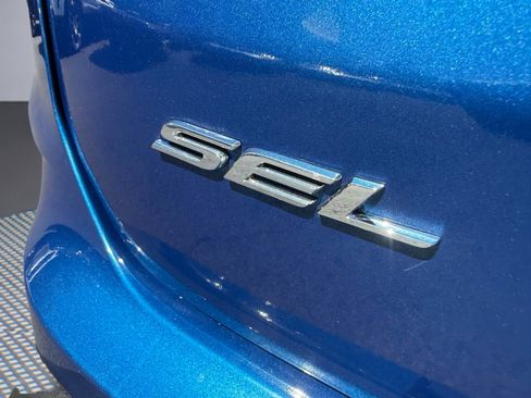 Used 2022 Ford Edge SEL AWD/4WD image 7