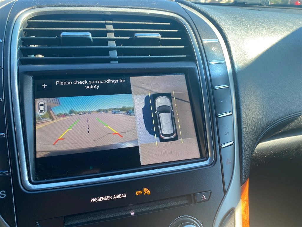 Used 2019 Lincoln Nautilus Reserve FWD image 15
