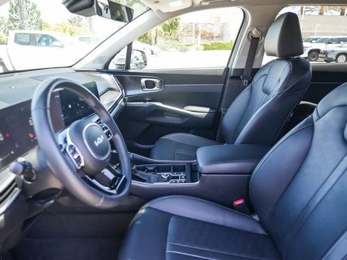 Used 2025 Kia Sorento EX w/ Panoramic Sunroof Package FWD image 18