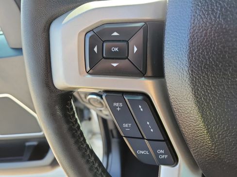 Certified 2020 Ford F150 Lariat w/ Equipment Group 502A Luxury AWD/4WD image 25