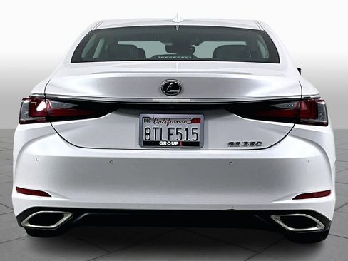 Used 2021 Lexus ES 350 w/ Premium Package FWD image 3