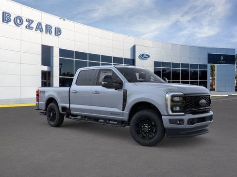 New 2026 Ford F250 Lariat w/ Black Appearance Package image 8