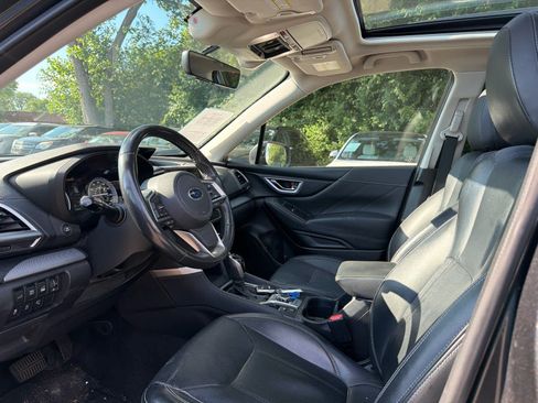 Used 2019 Subaru Forester Limited AWD/4WD image 5
