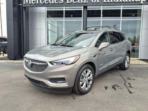 Used 2019 Buick Enclave Avenir w/ Avenir Technology Package image 2