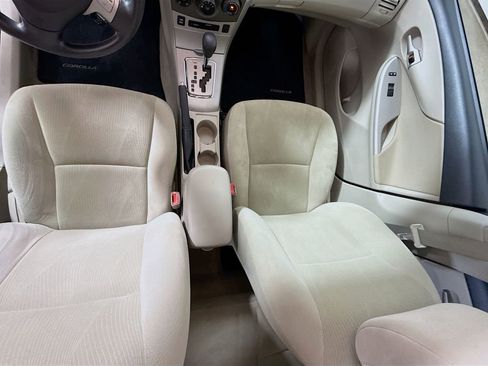 Used 2013 Toyota Corolla LE w/ Premium Pkg FWD image 19