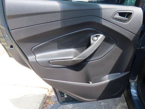 Used 2019 Ford Escape S FWD image 18