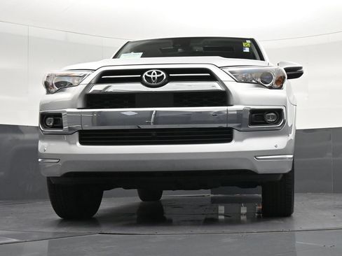 Used 2024 Toyota 4Runner Limited AWD/4WD image 30