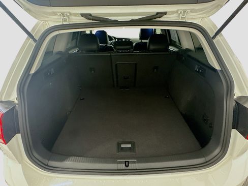 Used 2018 Volkswagen Golf SE FWD image 30