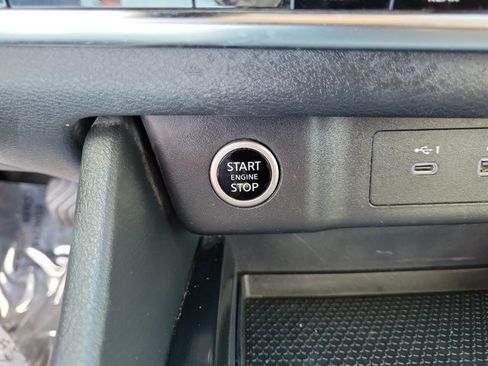 Used 2023 Nissan Rogue SV FWD image 34