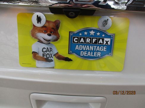 Used 2015 Ford Explorer XLT w/ Equipment Group 202B image 21