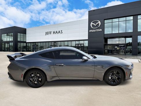 Used 2026 Ford Mustang GT RWD image 5