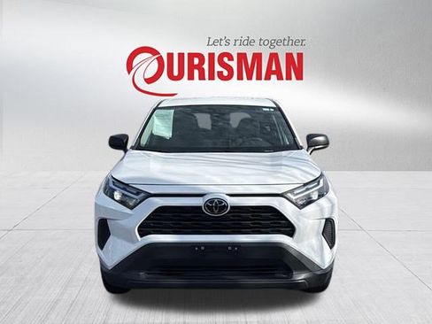 Used 2023 Toyota RAV4 LE image 6