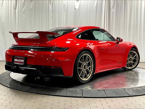 Used 2025 Porsche 911 Carrera GTS RWD image 9