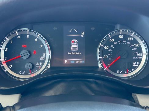 Used 2022 Toyota Highlander L FWD image 24