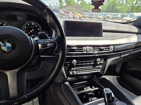 Used 2019 BMW X6 xDrive35i w/ M Sport Package AWD/4WD image 18