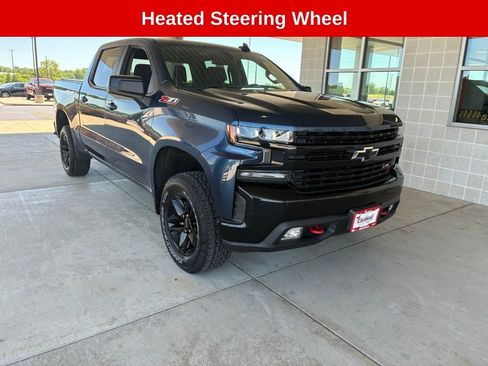 Used 2019 Chevrolet Silverado 1500 LT Trail Boss w/ Convenience Package AWD/4WD image 44