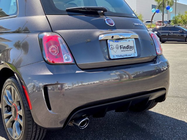 Used 2018 FIAT 500 Pop w/ Urbana Appearance Package FWD image 5