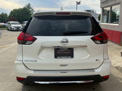Used 2017 Nissan Rogue SL FWD image 7