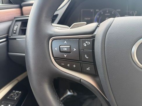 Used 2025 Lexus ES 350 w/ Premium Package FWD image 22