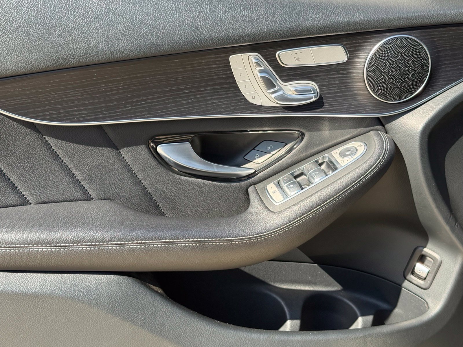 Used 2022 Mercedes-Benz GLC 300 image 20