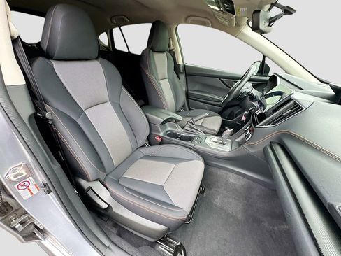 Used 2020 Subaru Crosstrek 2.0i Premium image 32