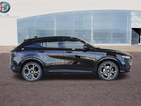 New 2025 Alfa Romeo Tonale AWD/4WD image 51