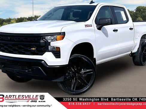 Used 2024 Chevrolet Silverado 1500 W/T w/ Z71 Off-Road Package image 1