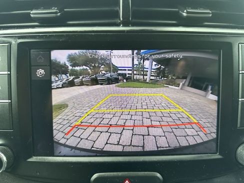 Used 2024 Kia Soul LX w/ Option Group 015 FWD image 24