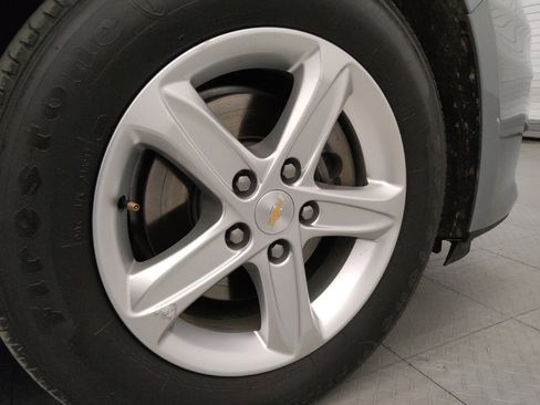 Used 2023 Chevrolet Malibu LS FWD image 31