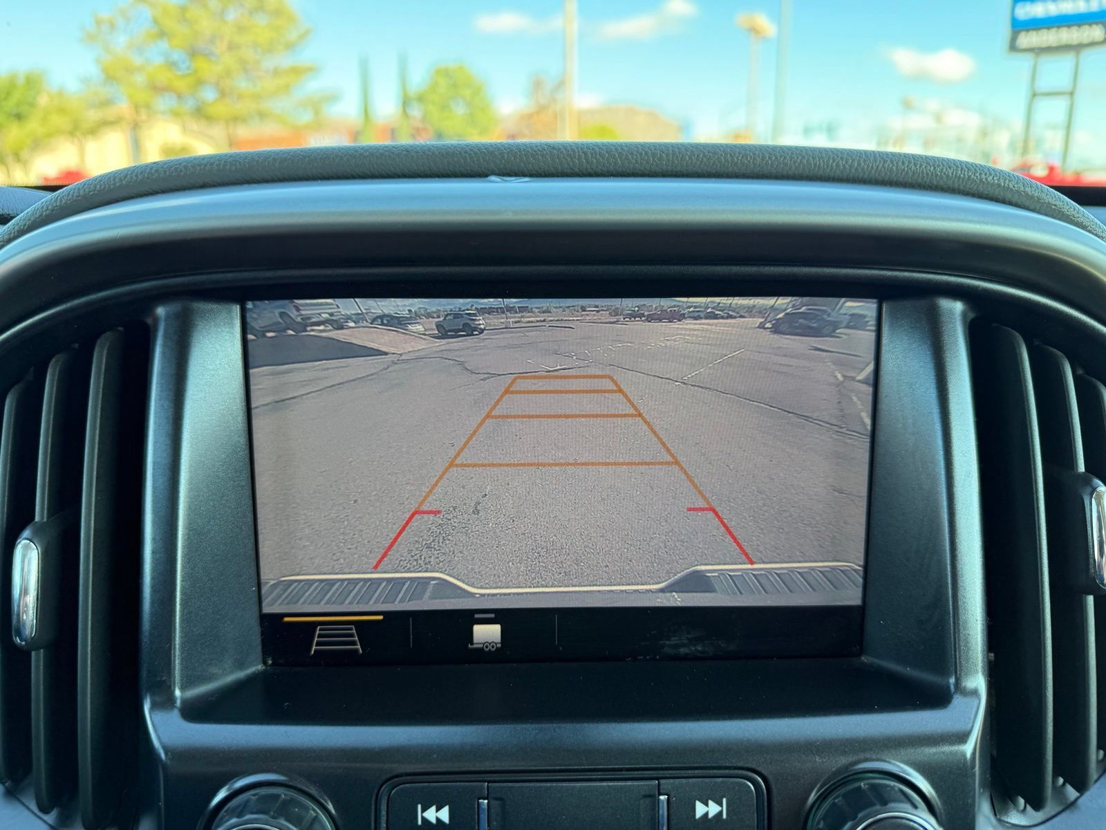Used 2020 Chevrolet Colorado LT AWD/4WD image 20